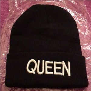Beanie King & Queen Set